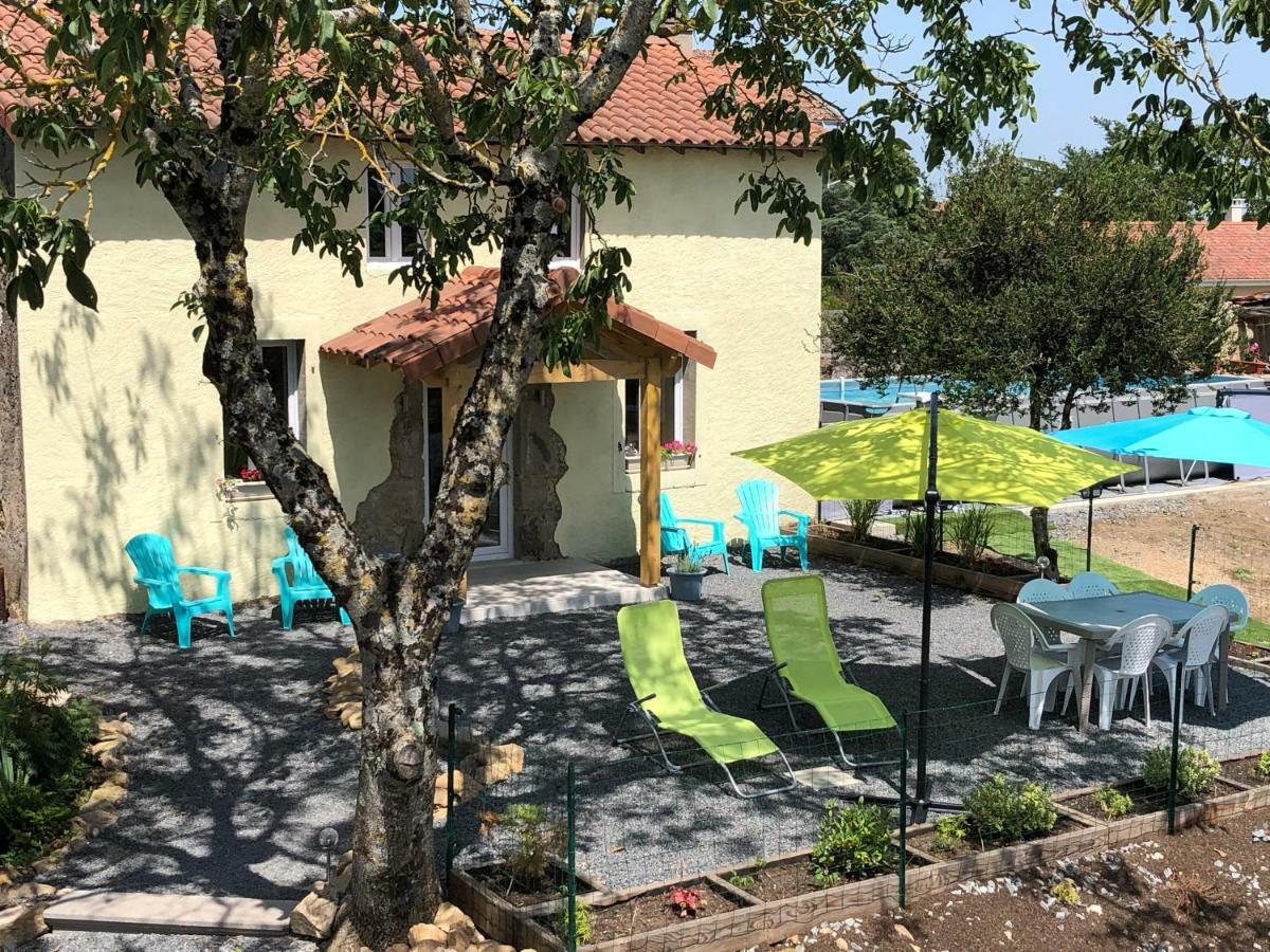 The Walnut Tree Gite Le Dorat Exterior photo